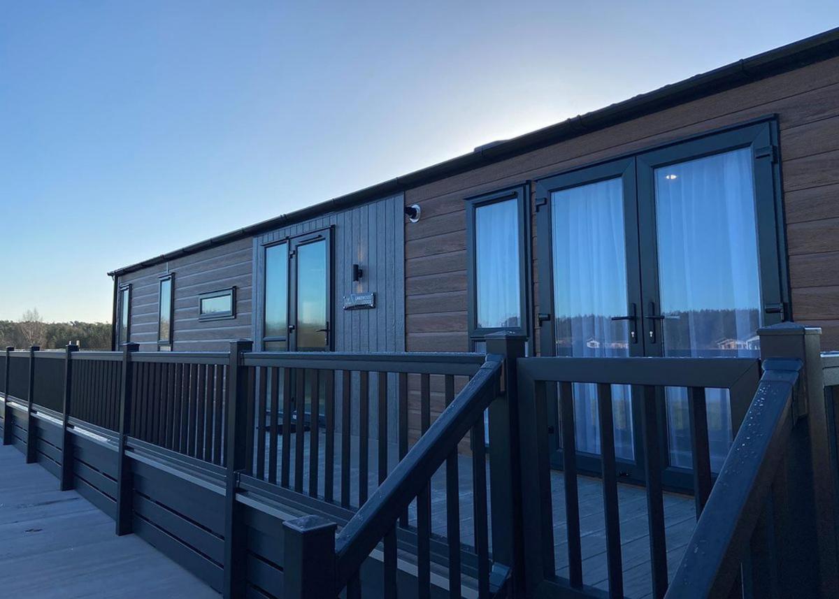 Hôtel Westlands Country Park à Annan Extérieur photo